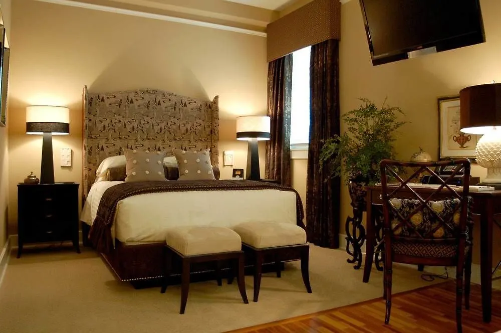 The King'S Daughters Inn-1